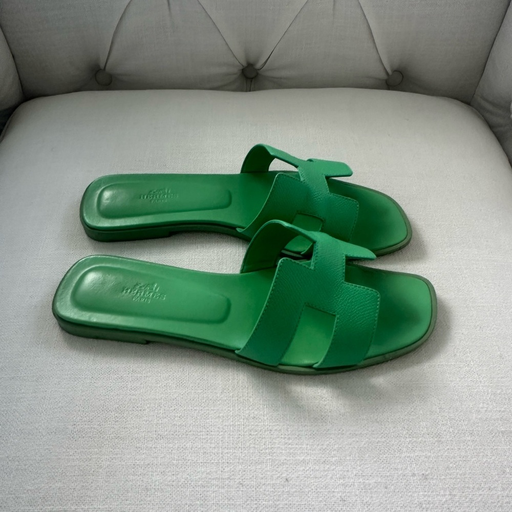 HERMES ORAN GREEN EPSOM CALFSKIN WOMEN'S SANDAL VERT POMME IN BOX SIZE 40 - Picture 3 of 6